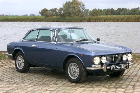 Alfa Romeo Giulia 2000 GTV